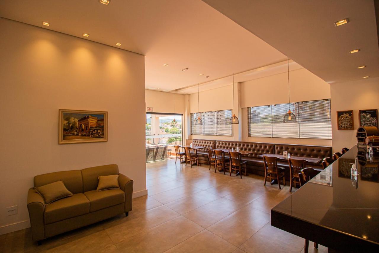 Prado Hotel Ампаро Екстериор снимка